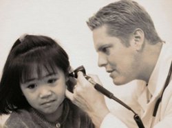 医师详解：中耳炎的症状与治疗
